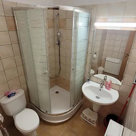 Appartamento Pitypang Apartman***